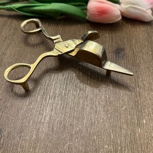 VTG  Solid Brass Candle Wick Trimmer Snuffer Scissors with Feet - Antique Home